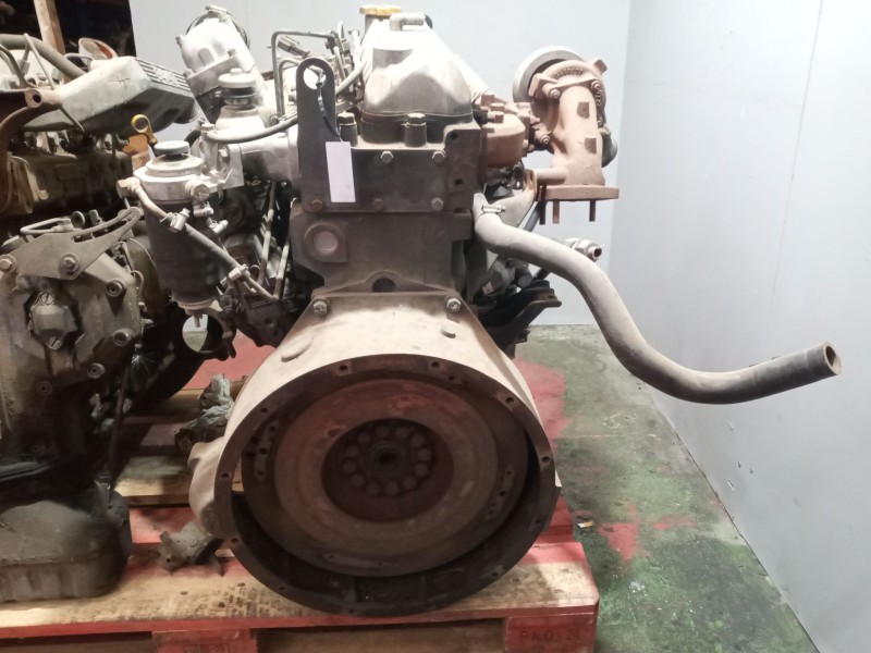 Recambio de despiece motor para nissan trucks atleon 140 referencia OEM IAM B440D  