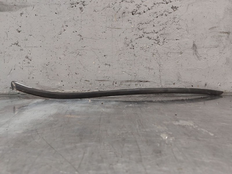 Recambio de moldura puerta delantera izquierda para citroën c4 lim. business referencia OEM IAM 9687124680  