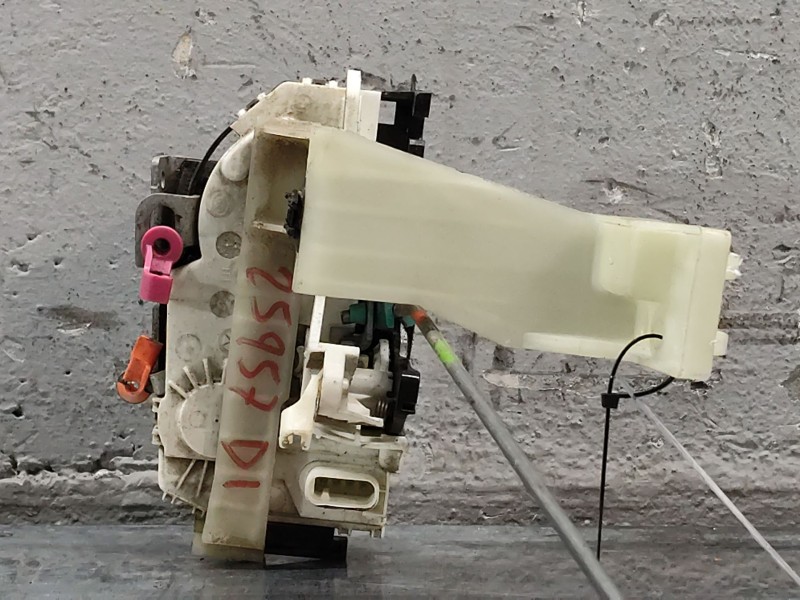 Recambio de cerradura puerta delantera izquierda para jeep compass (mk49) 2.2 crd referencia OEM IAM p04589417aha  