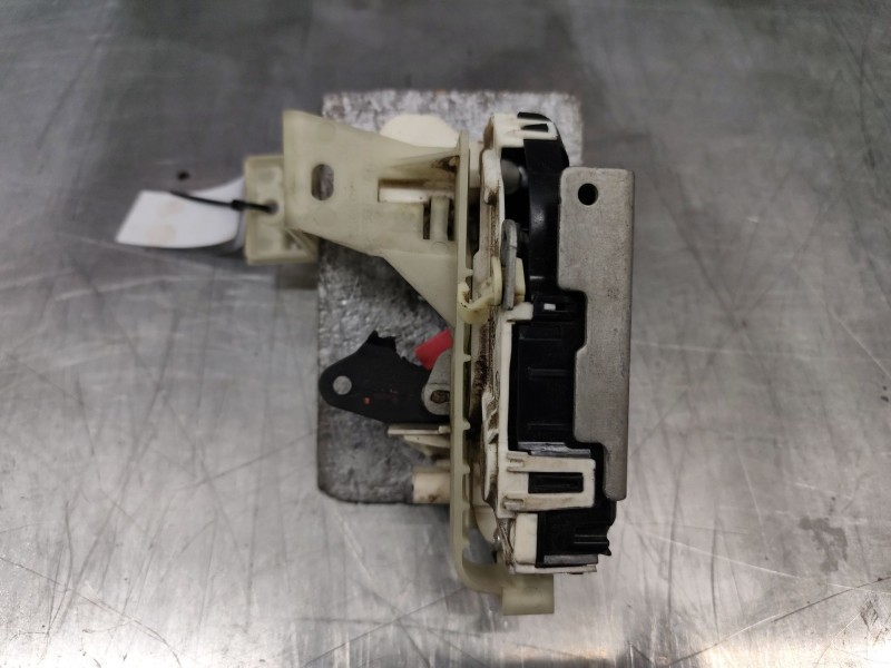 Recambio de cerradura puerta trasera derecha para jeep compass (mk49) 2.2 crd referencia OEM IAM p04589650ad  