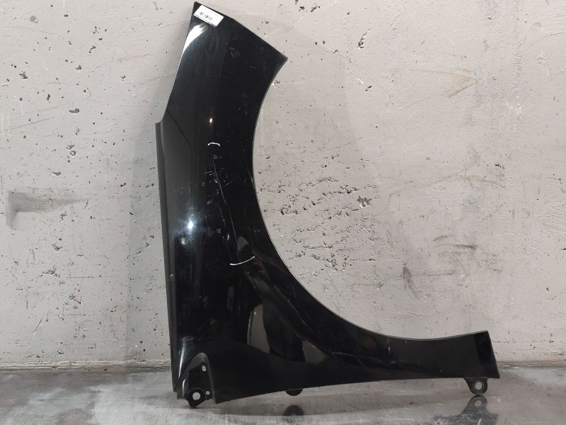 Recambio de aleta delantera derecha para peugeot 308 confort referencia OEM IAM   