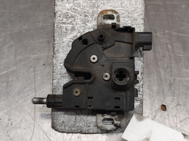 Recambio de cerradura capot para ford focus berlina (cap) ambiente (d) referencia OEM IAM 3M5116700AB 2 PINS 