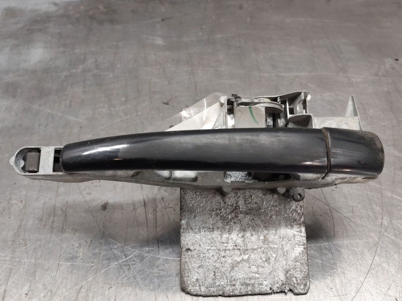 Recambio de maneta exterior trasera izquierda para peugeot 207 xs pack referencia OEM IAM 9680656680  