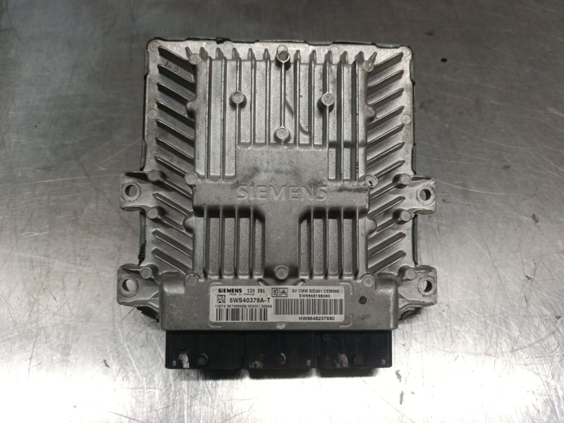 Recambio de centralita motor uce para peugeot 407 coupe básico referencia OEM IAM 9658198080 9648237680 5WS40379AT