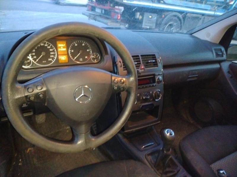 mercedes-benz clase a (w169) del año 2005