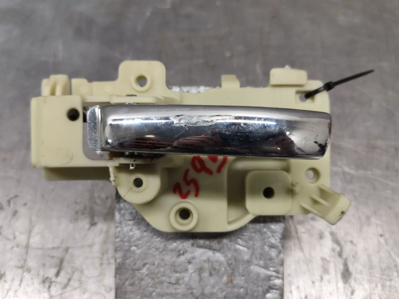 Recambio de maneta interior delantera izquierda para jeep compass (mk49) 2.2 crd referencia OEM IAM 1JU99TRMAA  