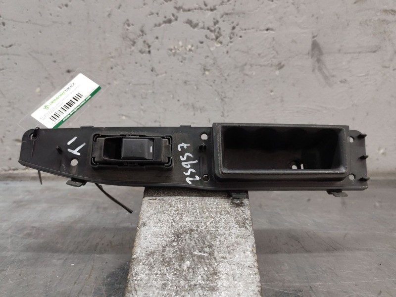 Recambio de mando elevalunas trasero izquierdo para jeep compass (mk49) 2.2 crd referencia OEM IAM 04602933aa  