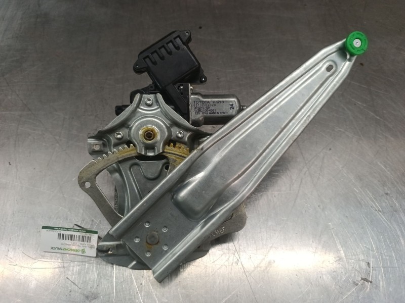 Recambio de elevalunas trasero derecho para toyota auris (_e18_) 1.8 hybrid (zwe186_) referencia OEM IAM 8572002440B  