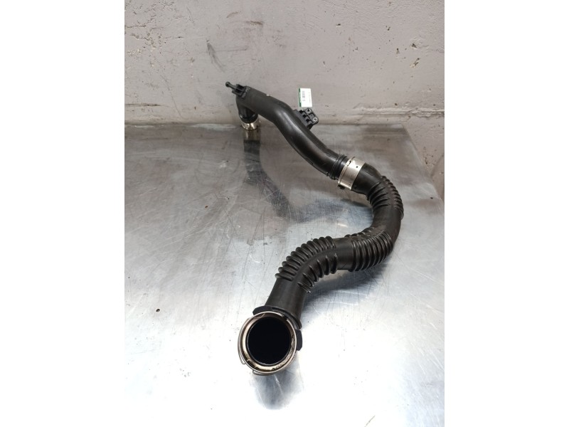 Recambio de mangueras intercooler para infiniti q30 1.5 d referencia OEM IAM a6070900242  