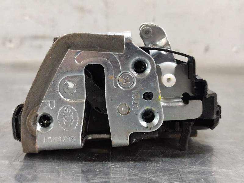 Recambio de cerradura puerta trasera izquierda para toyota auris (_e18_) 1.8 hybrid (zwe186_) referencia OEM IAM A084219  