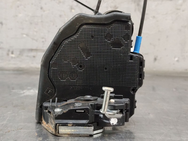 Recambio de cerradura puerta trasera izquierda para toyota auris (_e18_) 1.8 hybrid (zwe186_) referencia OEM IAM A084219  