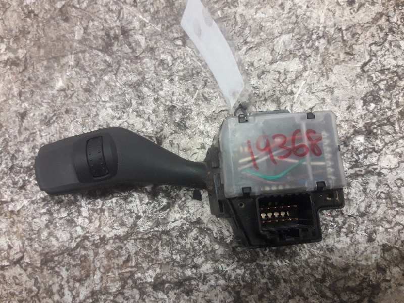 Recambio de mando limpia para ford c-max (cb3) ambiente referencia OEM IAM  12 PINS 