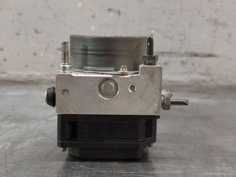 Recambio de abs para nissan micra iii (k12) 1.2 16v referencia OEM IAM 0265231841  