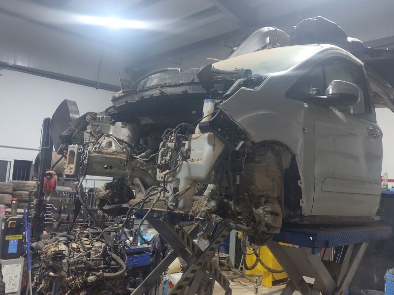 ford tourneo courier b460 monospace del año 2014