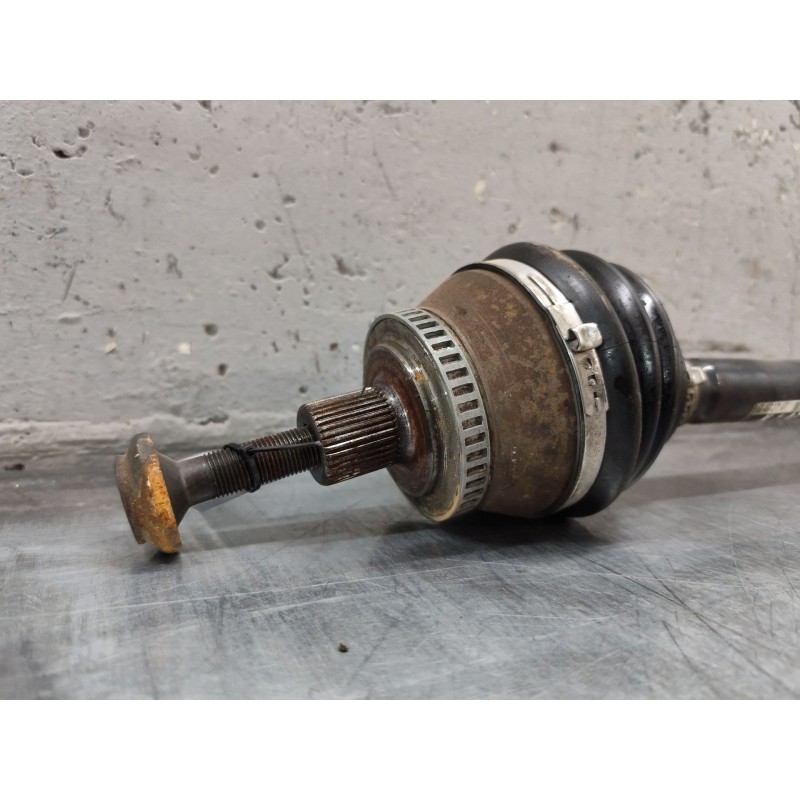 Recambio de transmision delantera izquierda para audi a4 berlina (8e) 2.0 tdi 16v (103kw) referencia OEM IAM 8E0407271AT  