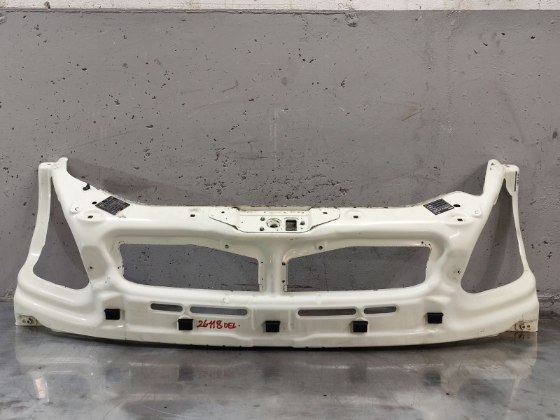 Recambio de panel frontal para iveco daily config. paquetería cabina simple 35s... batalla 3750 referencia OEM IAM   