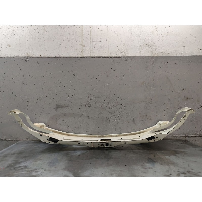 Recambio de panel frontal para iveco daily config. paquetería cabina simple 35s... batalla 3750 referencia OEM IAM   