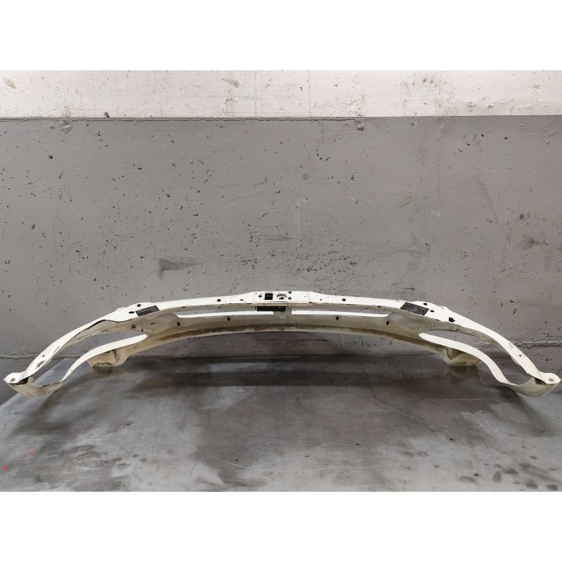 Recambio de panel frontal para iveco daily config. paquetería cabina simple 35s... batalla 3750 referencia OEM IAM   