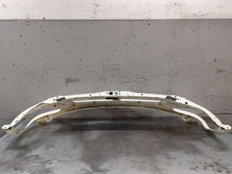 Recambio de panel frontal para iveco daily config. paquetería cabina simple 35s... batalla 3750 referencia OEM IAM   