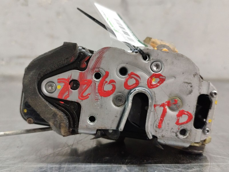 Recambio de cerradura puerta trasera derecha para opel astra j lim. excellence referencia OEM IAM   