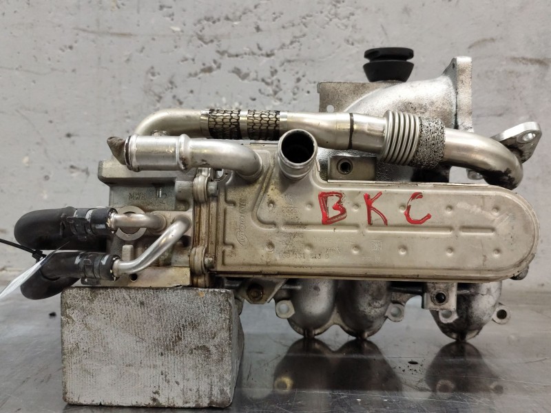 Recambio de enfriador egr para volkswagen golf v berlina (1k1) conceptline (e) referencia OEM IAM 058131513D  