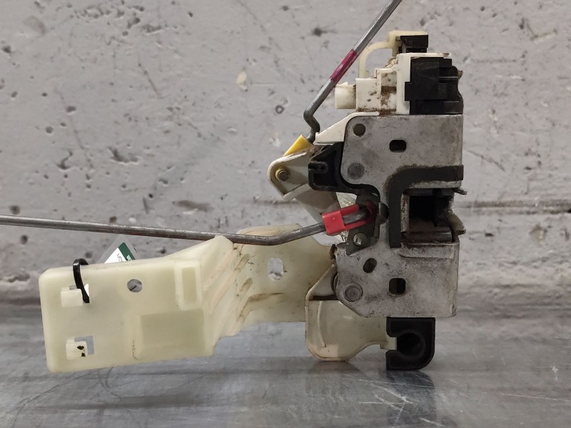 Recambio de cerradura puerta delantera derecha para jeep compass (mk49) 2.2 crd referencia OEM IAM p04589422aha  