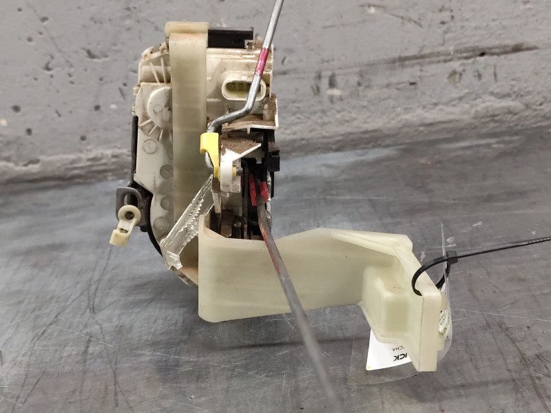 Recambio de cerradura puerta delantera derecha para jeep compass (mk49) 2.2 crd referencia OEM IAM p04589422aha  