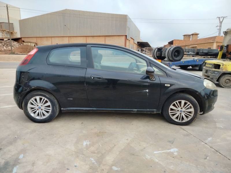 fiat grande punto (199_) del año 2005