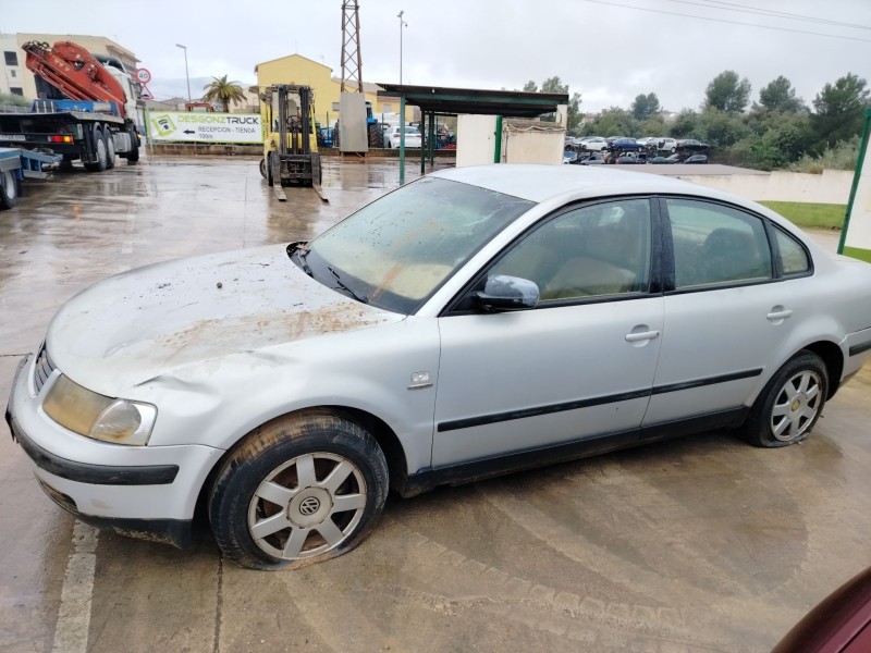 volkswagen passat berlina (3b2) del año 1998