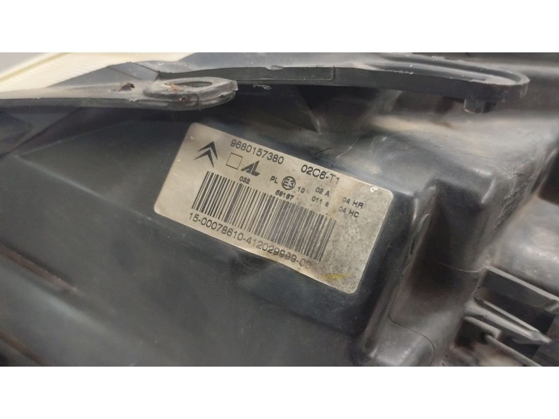 Recambio de faro derecho para citroën c3 1.4 hdi sx plus referencia OEM IAM   