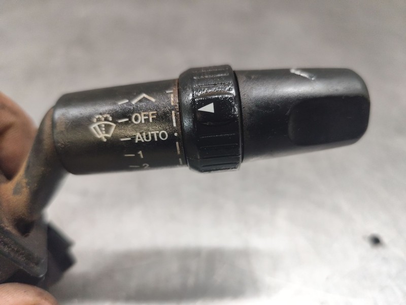 Recambio de mando limpia para mazda 3 berlina (bk) 1.6 crdt active referencia OEM IAM   