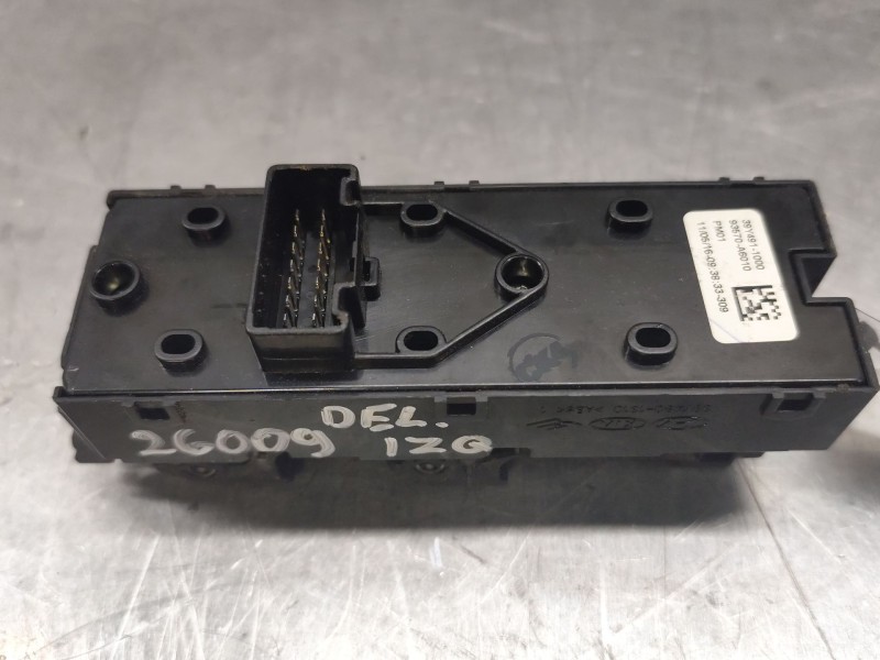 Recambio de mando elevalunas delantero izquierdo para hyundai i30 (gd) 1.6 crdi referencia OEM IAM 39Y4901310  