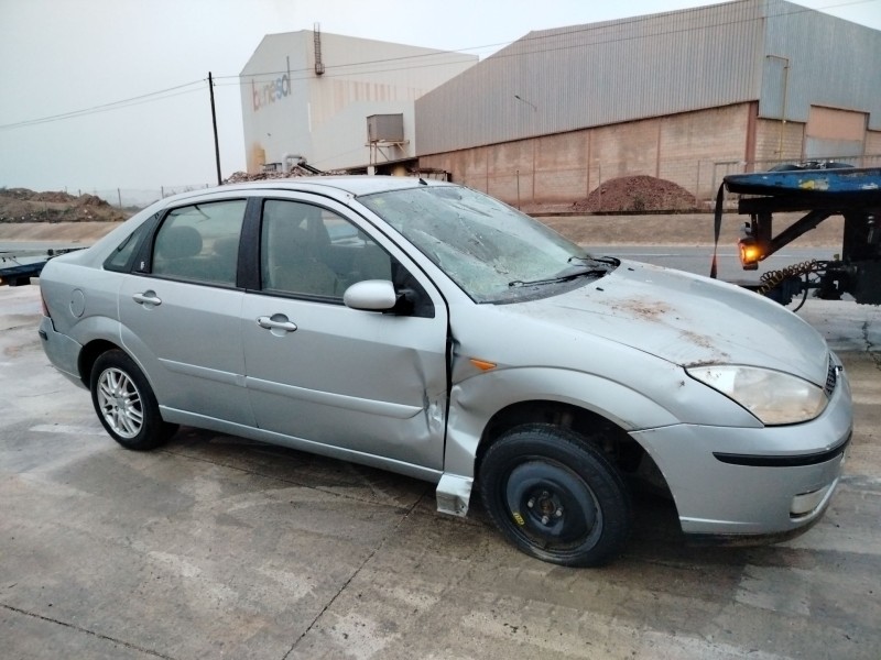 ford focus berlina (cak) del año 2003