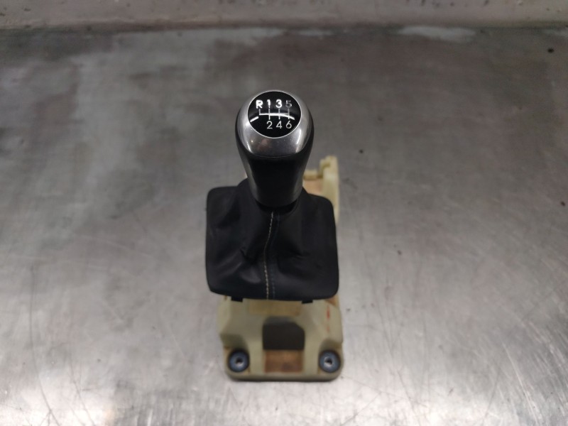 Recambio de palanca cambio para hyundai i30 (gd) 1.6 crdi referencia OEM IAM   