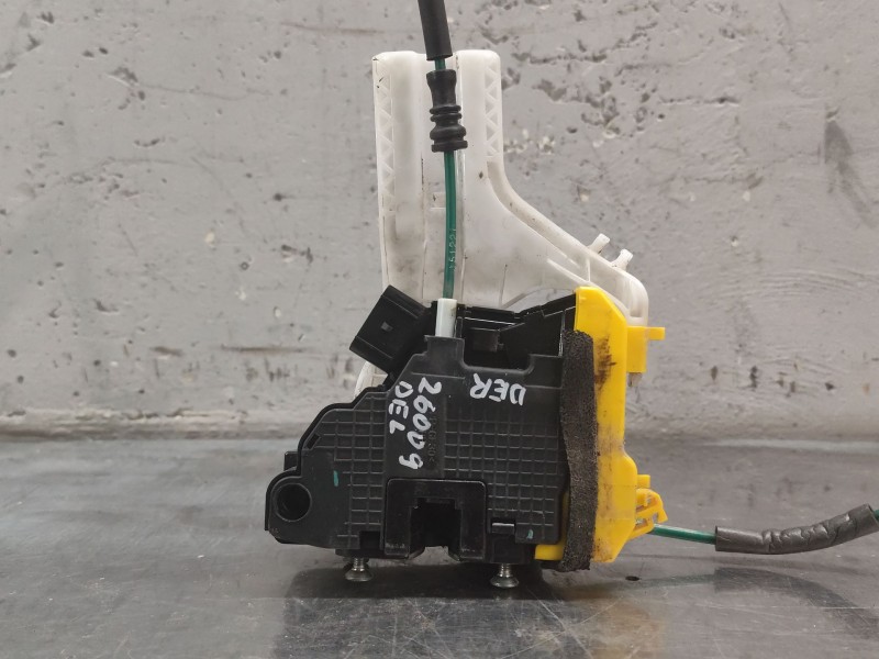 Recambio de cerradura puerta delantera derecha para hyundai i30 (gd) 1.6 crdi referencia OEM IAM 81320A6110  