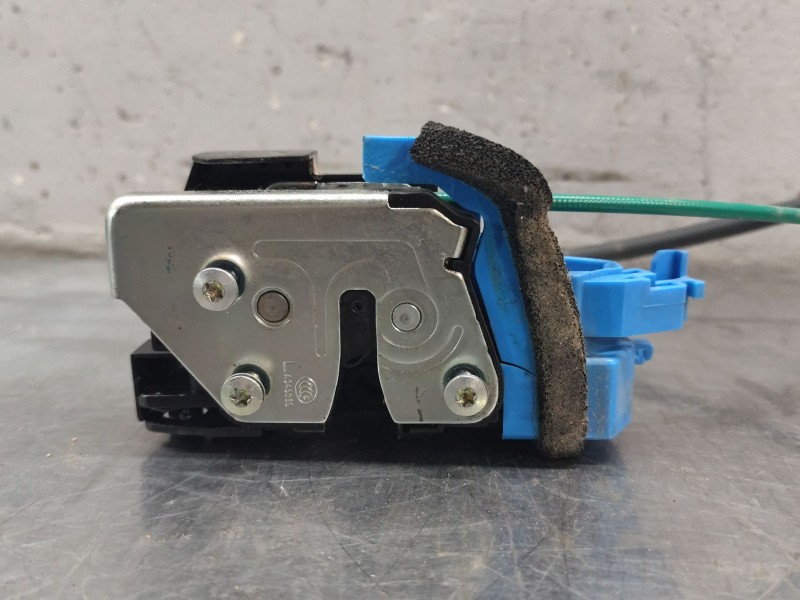 Recambio de cerradura puerta trasera izquierda para hyundai i30 (gd) 1.6 crdi referencia OEM IAM 81410A6100  