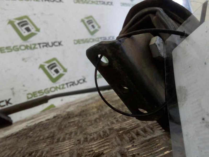 Recambio de brazo retrovisor derecho para iveco eurocargo tector referencia OEM IAM   