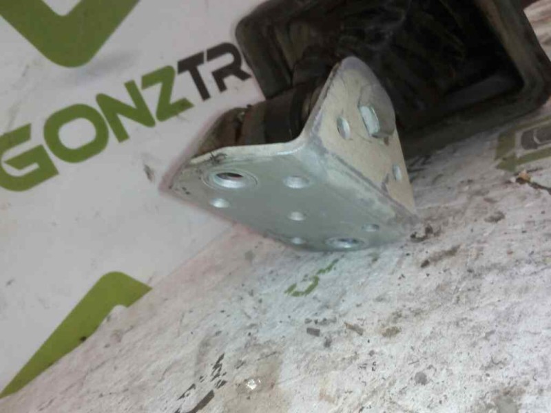 Recambio de brazo retrovisor derecho para iveco eurocargo tector referencia OEM IAM   