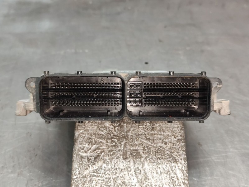 Recambio de centralita motor uce para hyundai i30 (gd) 1.6 crdi referencia OEM IAM 391402ABB0  