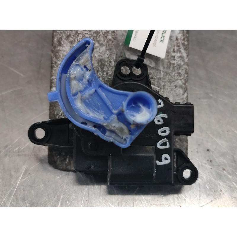 Recambio de motor apertura trampillas climatizador para hyundai i30 (gd) 1.6 crdi referencia OEM IAM D267EBAAA01  