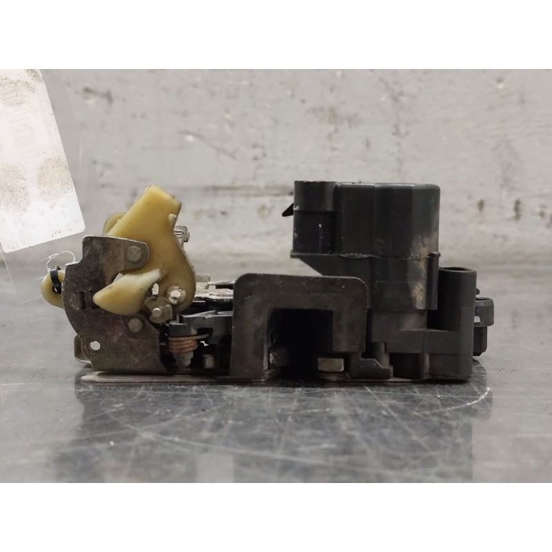 Recambio de cerradura puerta delantera derecha para fiat brava (182_) 1.4 12 v (182.ba) referencia OEM IAM   
