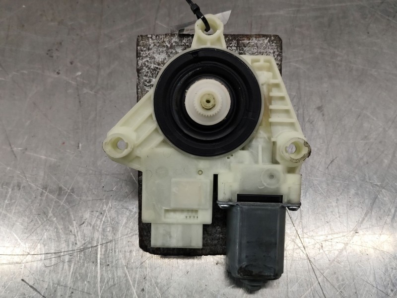 Recambio de motor elevalunas delantero derecho para skoda fabia iii (nj3) 1.4 tdi referencia OEM IAM 5JA959812K  