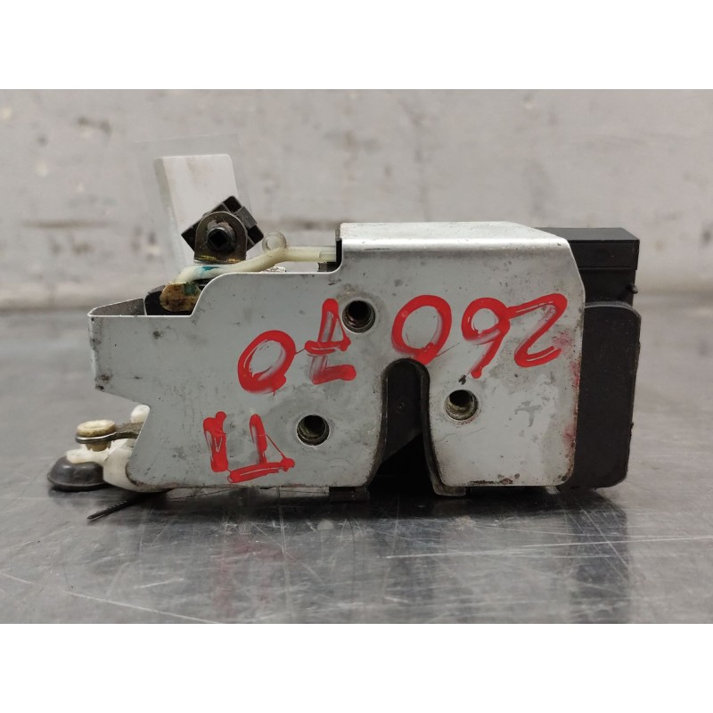 Recambio de cerradura puerta trasera izquierda para fiat brava (182_) 1.4 12 v (182.ba) referencia OEM IAM   