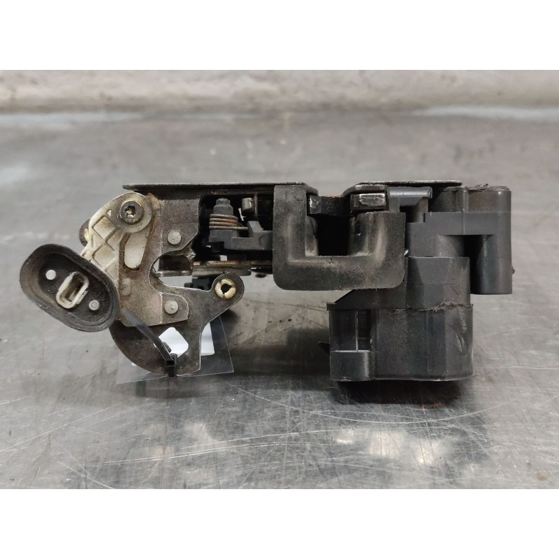 Recambio de cerradura puerta trasera izquierda para fiat brava (182_) 1.4 12 v (182.ba) referencia OEM IAM   