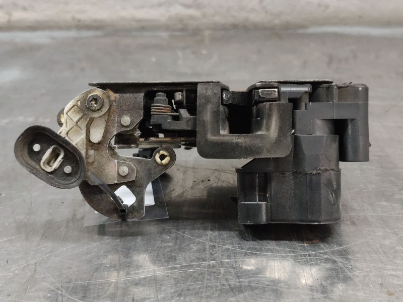 Recambio de cerradura puerta trasera izquierda para fiat brava (182_) 1.4 12 v (182.ba) referencia OEM IAM   