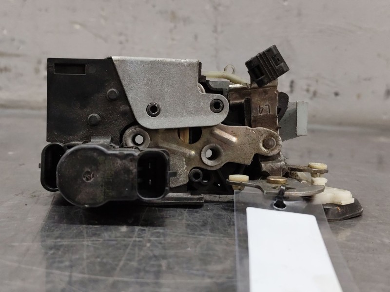 Recambio de cerradura puerta trasera izquierda para fiat brava (182_) 1.4 12 v (182.ba) referencia OEM IAM   