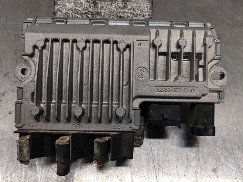 Recambio de centralita motor uce para peugeot 308 sw envy referencia OEM IAM 967834228000  