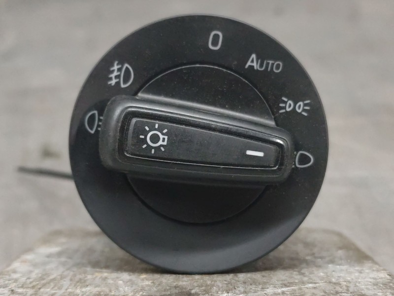 Recambio de mando luces para skoda fabia iii (nj3) 1.4 tdi referencia OEM IAM 5E094131D  
