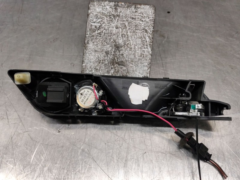 Recambio de maneta interior delantera izquierda para skoda fabia iii (nj3) 1.4 tdi referencia OEM IAM   