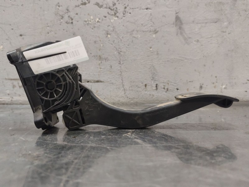 Recambio de pedal acelerador para peugeot 308 active referencia OEM IAM 86ET34  